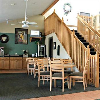 Boarders Inn & Suites By Cobblestone Hotels - Wautoma المظهر الخارجي الصورة
