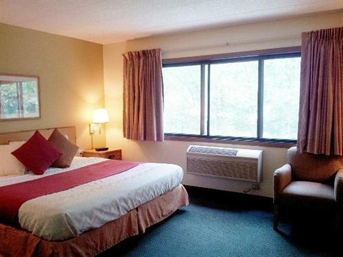 Boarders Inn & Suites By Cobblestone Hotels - Wautoma المظهر الخارجي الصورة