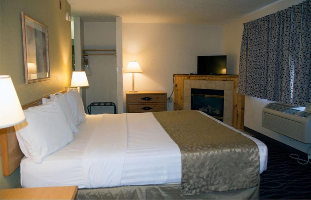 Boarders Inn & Suites By Cobblestone Hotels - Wautoma المظهر الخارجي الصورة
