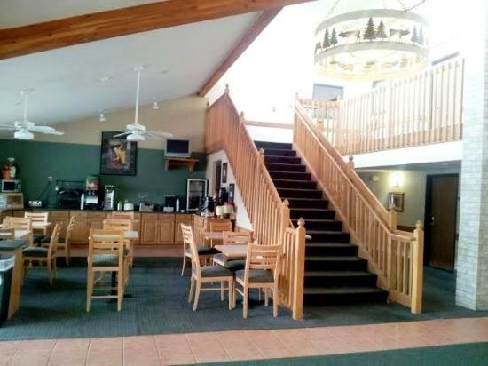 Boarders Inn & Suites By Cobblestone Hotels - Wautoma المظهر الخارجي الصورة